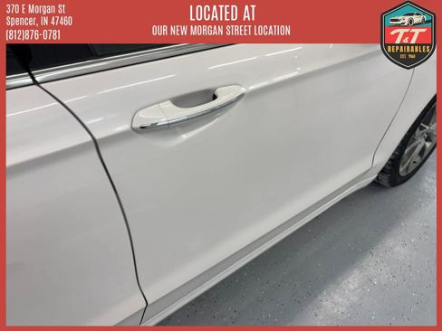 Used 2020 Ford Fusion Titanium FWD image 23