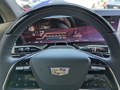 New 2026 Cadillac Escalade Luxury w/ Touring Package AWD/4WD image 33