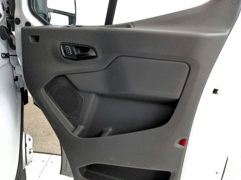 Used 2023 Ford Transit 350 DRW image 28