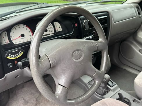 Used 2004 Toyota Tacoma 4x4 Double Cab image 25