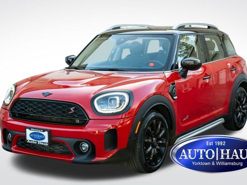 Used 2022 MINI Cooper Countryman S w/ Premium Package image 1