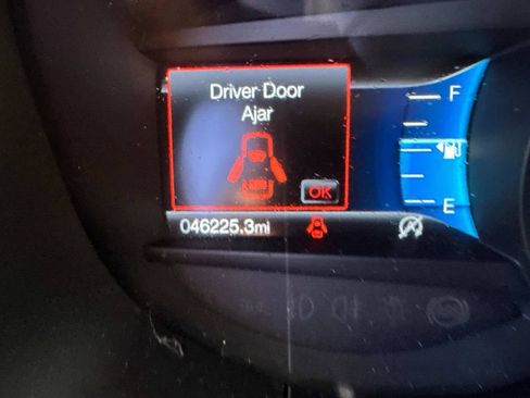 Used 2024 Ford Edge Titanium AWD/4WD image 13