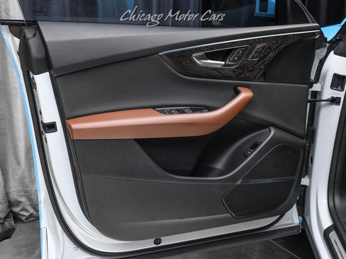 Used 2019 Audi Q8 Prestige AWD/4WD image 33