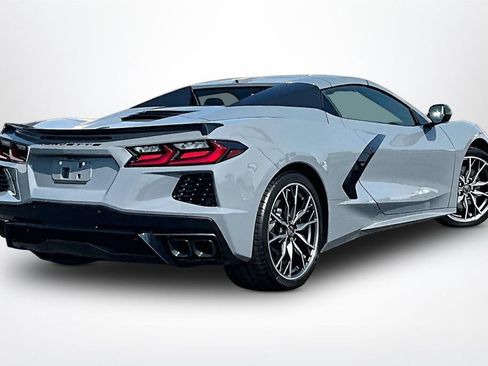 Used 2025 Chevrolet Corvette Stingray Preferred Conv w/ Z51 Performance Package RWD image 6