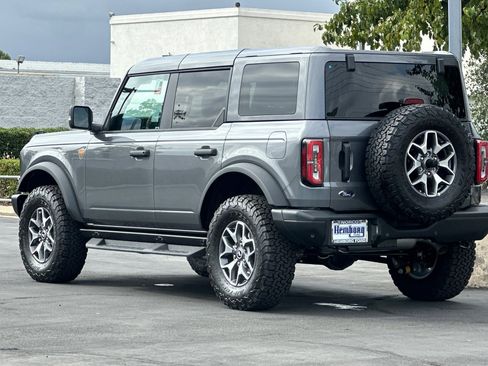 New 2025 Ford Bronco Badlands image 6