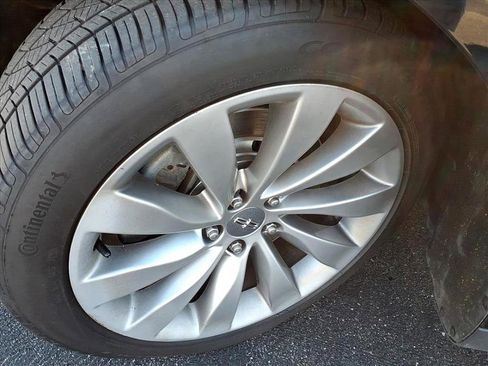 Used 2016 Lincoln MKS FWD image 9