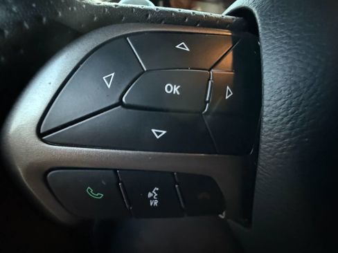 Used 2019 Dodge Challenger SXT w/ Plus Package image 21