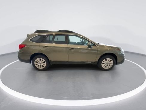 Used 2018 Subaru Outback 2.5i Premium AWD/4WD image 9