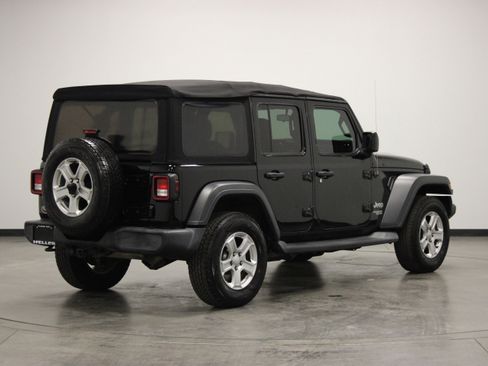 Used 2018 Jeep Wrangler Unlimited Sport S AWD/4WD image 8