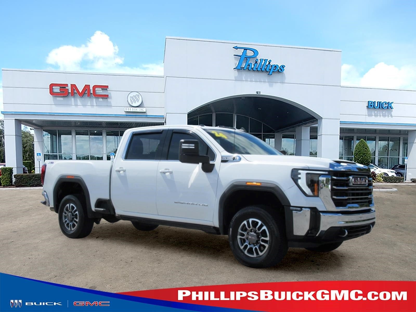 Used 2024 GMC Sierra 2500 SLE w/ SLE Value Package; AWD/4WD image 1