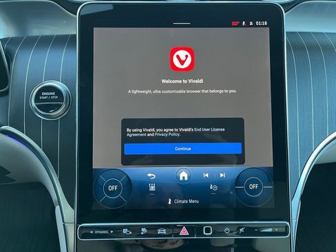 Certified 2025 Mercedes-Benz GLC 350e GLC 350e image 40