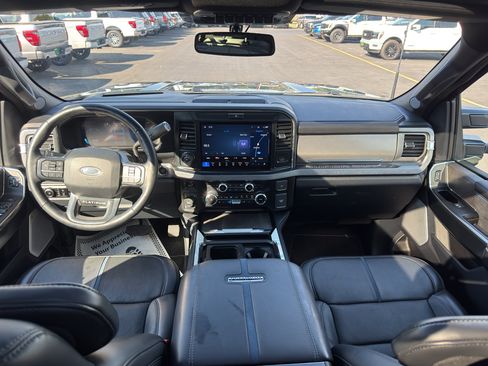 Used 2025 Ford F350 Platinum AWD/4WD image 17