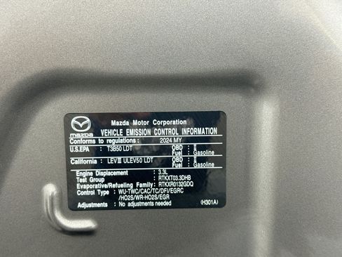 Used 2024 MAZDA CX-90 3.3 Turbo w/ Preferred Plus AWD/4WD image 21