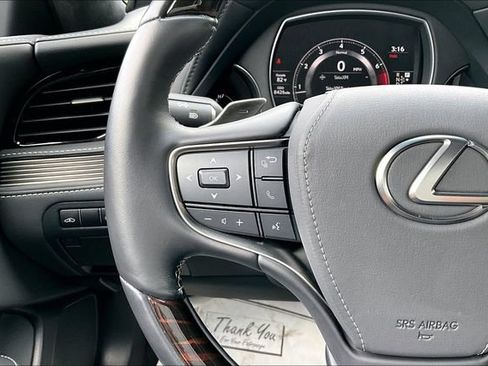 Used 2023 Lexus LS 500 AWD w/ Luxury Package image 14