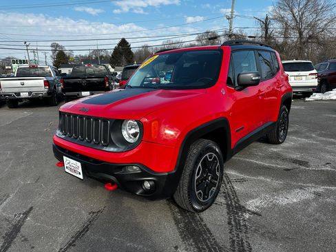 Used 2016 Jeep Renegade Trailhawk image 1