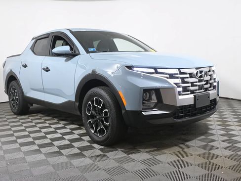 Used 2023 Hyundai Santa Cruz SE w/ Cargo Package AWD/4WD image 9