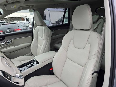New 2026 Volvo XC90 B6 Ultra w/ Protection Package image 22