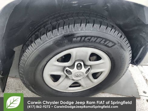 Used 2019 Toyota Tundra SR5 AWD/4WD image 33