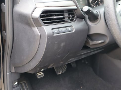 Used 2025 Nissan Altima 2.5 SV FWD image 21