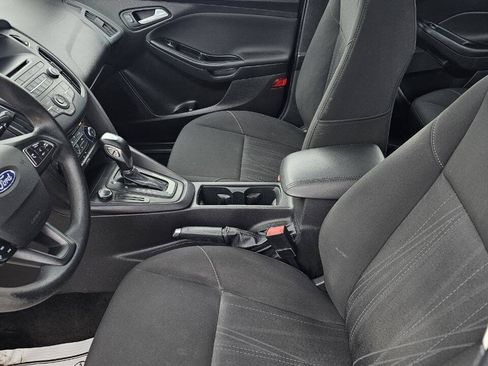 Used 2016 Ford Focus SE FWD image 10
