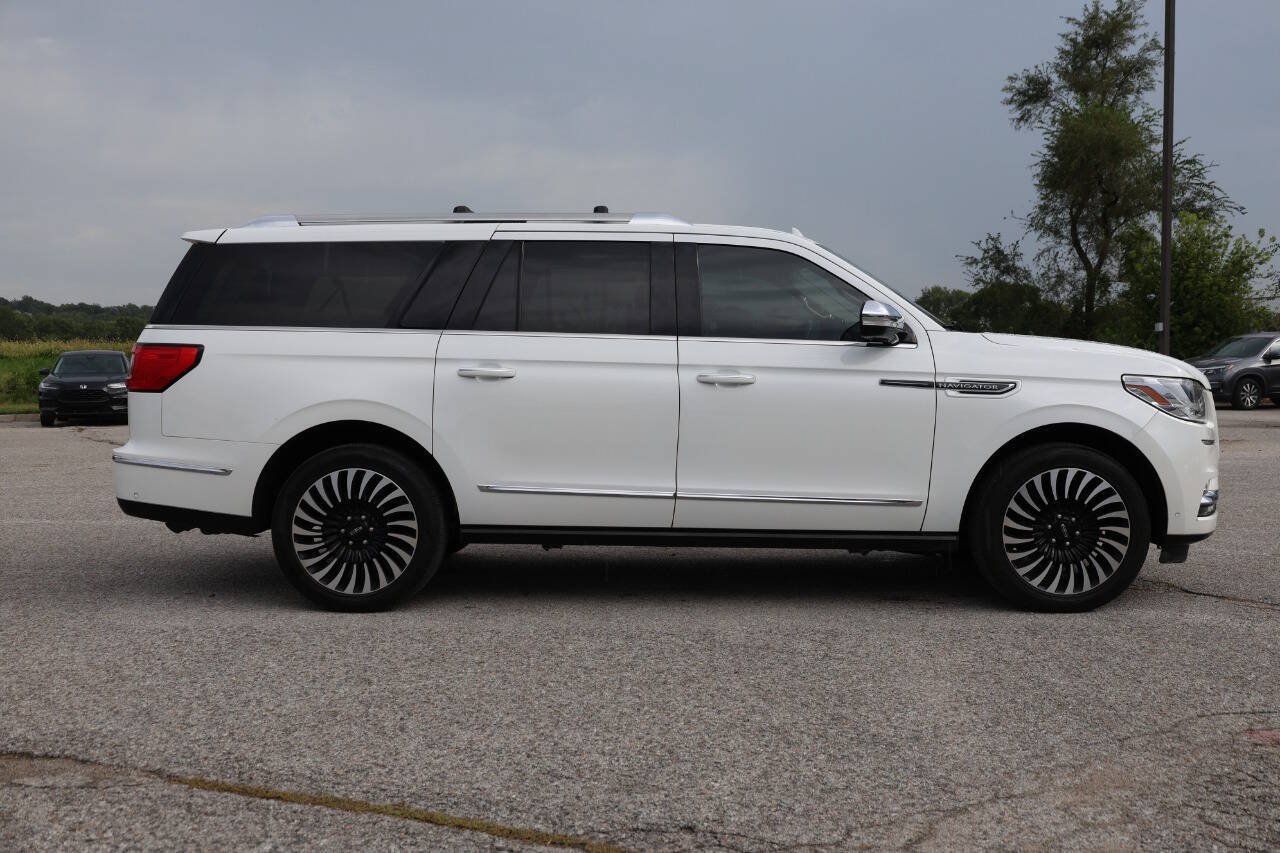Used 2020 Lincoln Navigator L Black Label w/ Cargo Convenience Package AWD/4WD image 7