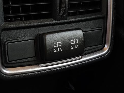 Used 2024 Subaru Forester Premium AWD/4WD image 11