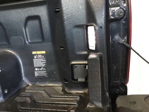 Used 2020 Chevrolet Silverado 1500 Custom w/ Custom Value Package image 20