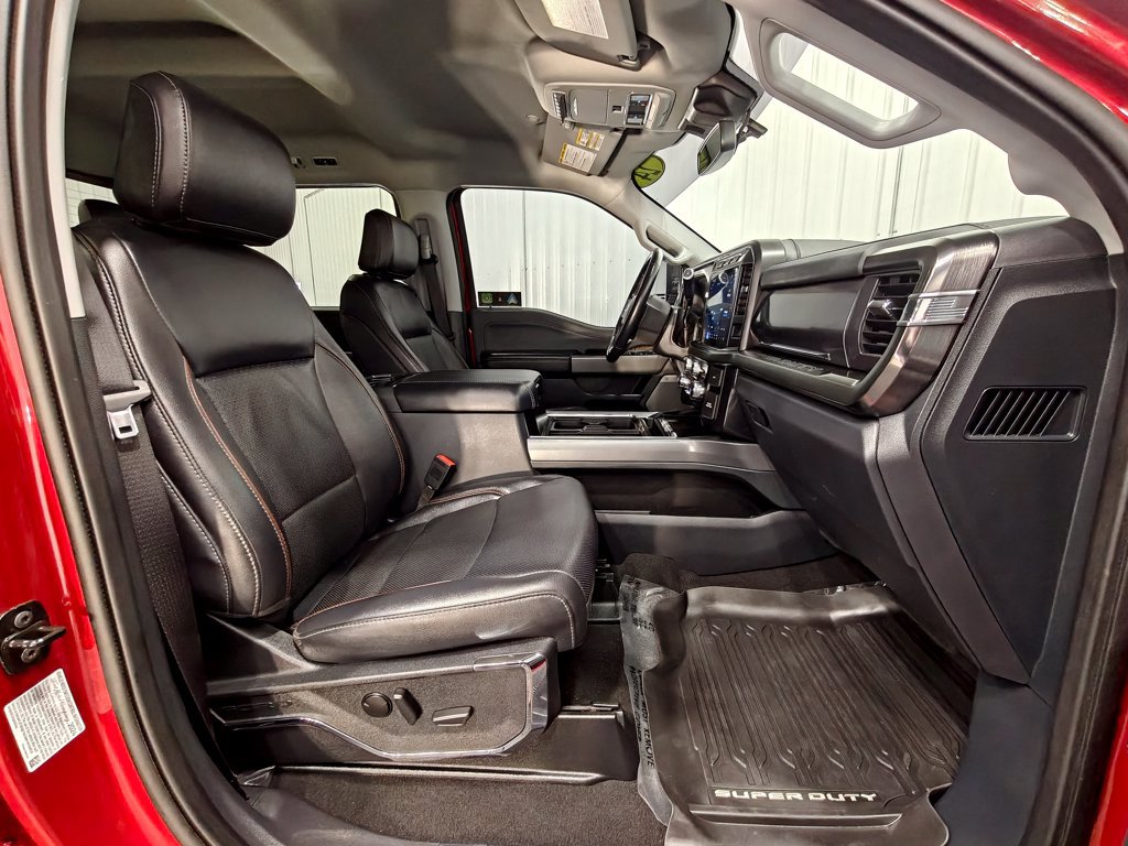 Used 2024 Ford F250 Lariat w/ Sport Appearance Package AWD/4WD image 34