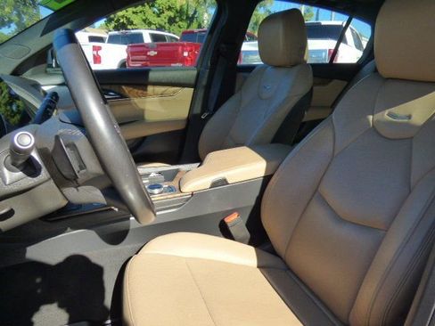 Used 2021 Cadillac CT5 Premium Luxury image 23