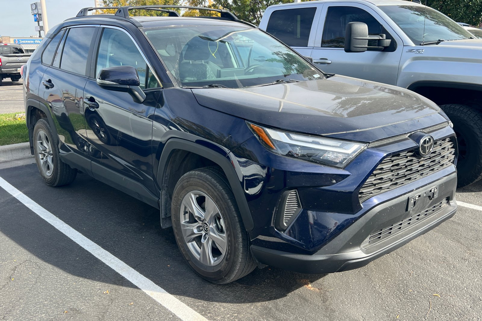 Used 2025 Toyota RAV4 XLE w/ Convenience Package AWD/4WD image 2