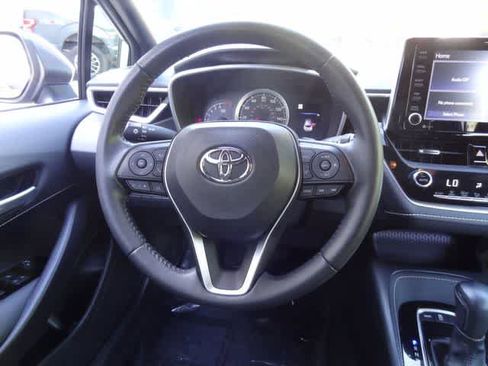 Used 2022 Toyota Corolla SE FWD image 11
