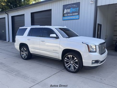 Used 2015 GMC Yukon Denali w/ Premium Package AWD/4WD image 6
