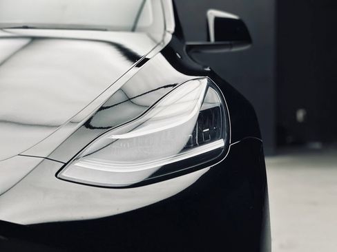 Used 2021 Tesla Model Y Long Range AWD/4WD image 13