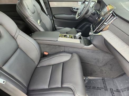 New 2026 Volvo XC90 T8 Ultra w/ Lounge Package image 20