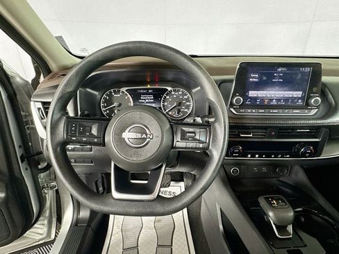 Certified 2023 Nissan Rogue SV image 10