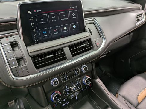 Used 2024 GMC Yukon AT4 w/ AT4 Premium Plus Package image 12