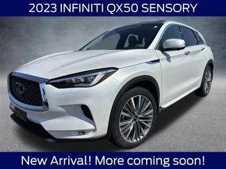 Used 2023 INFINITI QX50 Sensory video 2