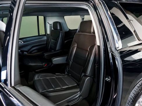 Used 2018 GMC Yukon XL Denali w/ Open Road Package image 25