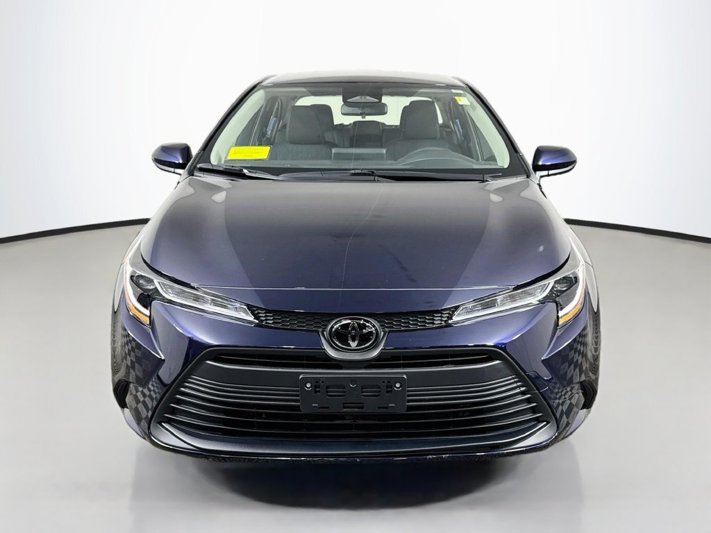 Used 2024 Toyota Corolla LE FWD image 11