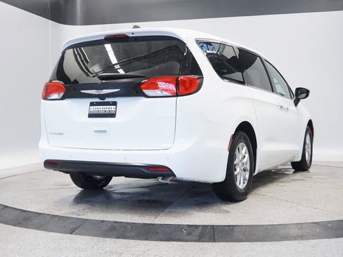 New 2026 Chrysler Voyager LX image 8