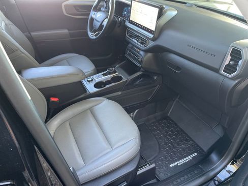 Used 2025 Ford Bronco Sport Badlands image 31