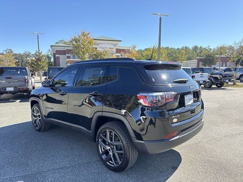New 2026 Jeep Compass Limited w/ Sun, Sound & Navigation Group AWD/4WD image 5