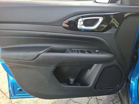 New 2026 Jeep Compass Limited image 9