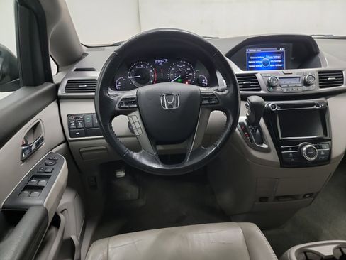 Used 2014 Honda Odyssey EX-L image 16