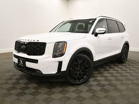 Used 2021 Kia Telluride SX w/ Nightfall Edition Package AWD/4WD image 2