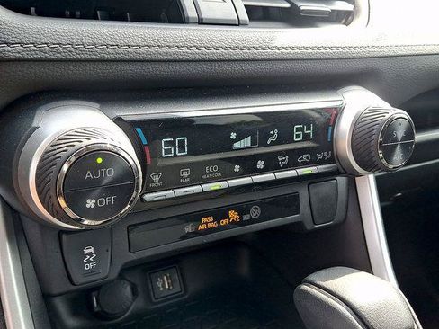 Certified 2024 Toyota RAV4 LE AWD/4WD image 16