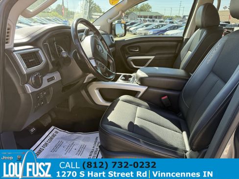 Used 2018 Nissan Titan PRO-4X image 14