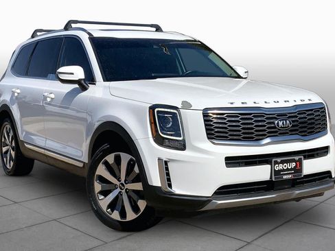 Used 2020 Kia Telluride EX w/ EX Premium Package FWD image 3