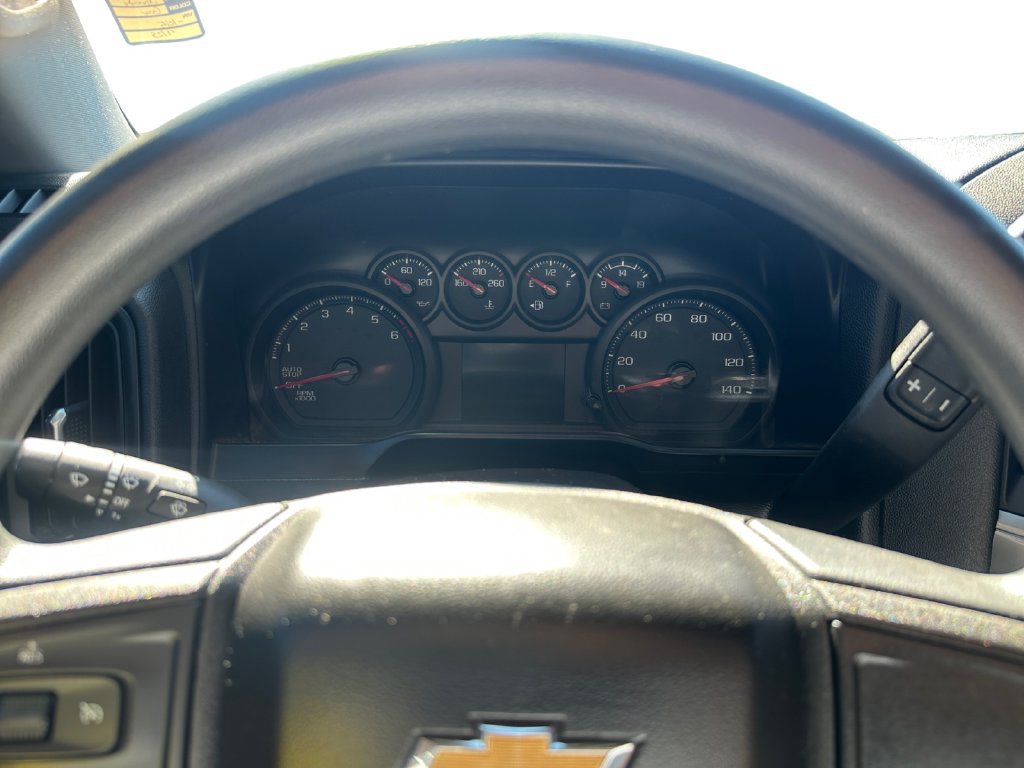Used 2020 Chevrolet Silverado 1500 Custom w/ Custom Convenience Package AWD/4WD image 23
