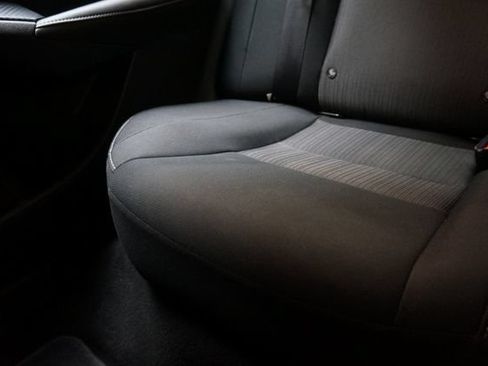Certified 2022 Nissan Sentra SV FWD image 54
